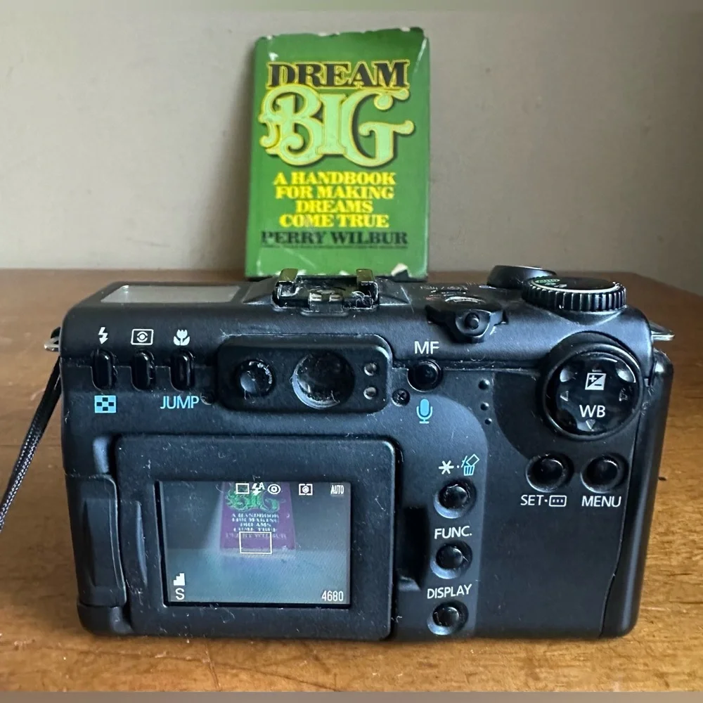 Canon Powershot G5 Compact 5.0MP 4x Optical Digital Camera w/ 7.2-28.8mm Lens